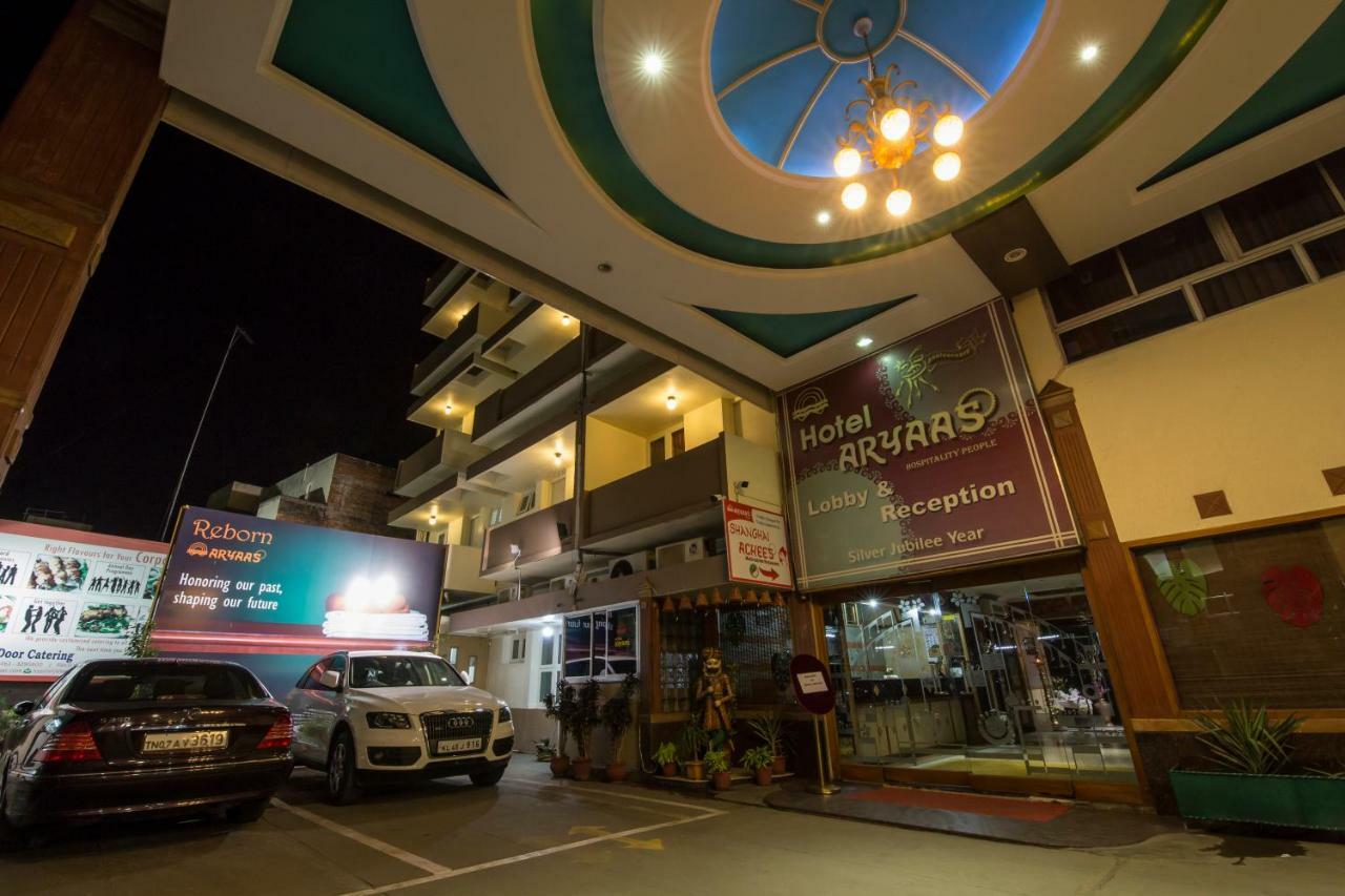 Hotel Aryaas Palayankottai Kültér fotó