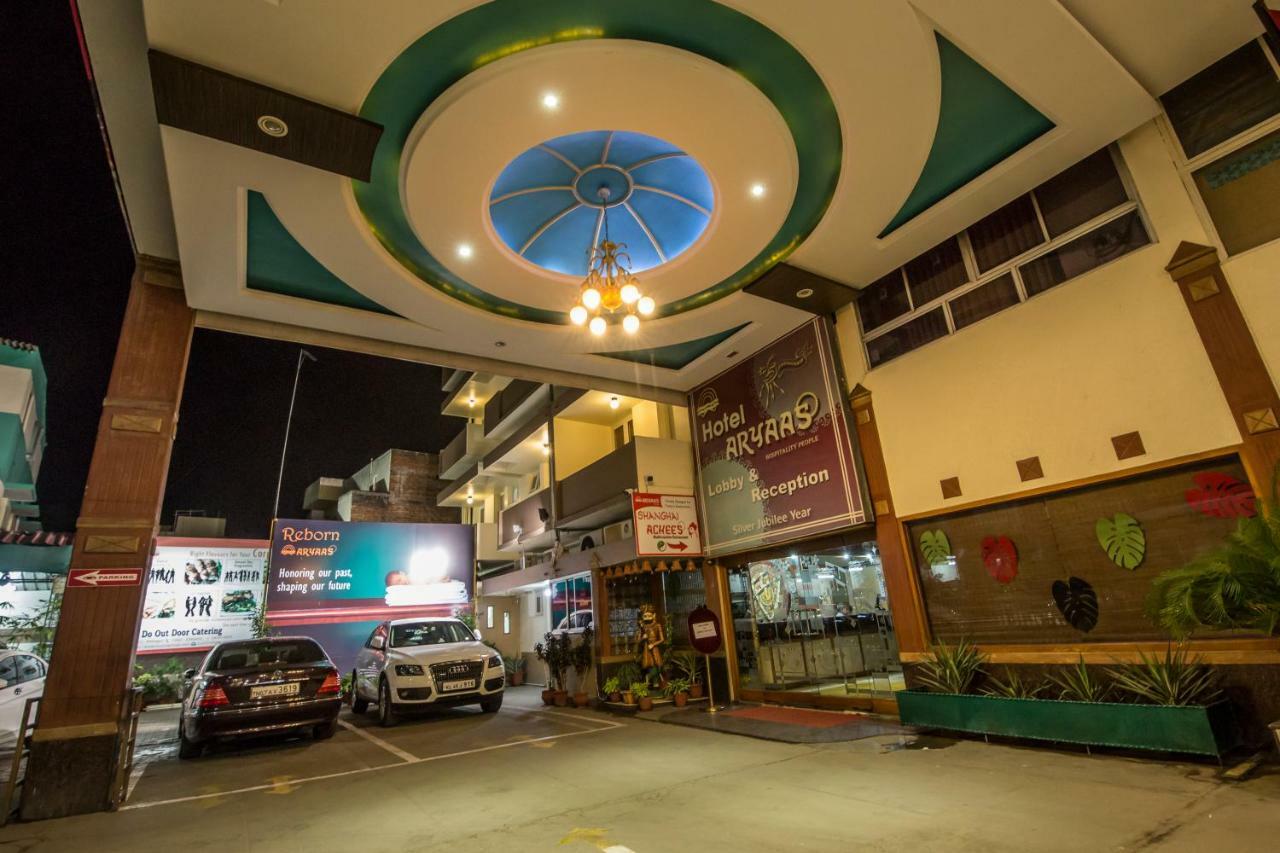 Hotel Aryaas Palayankottai Kültér fotó